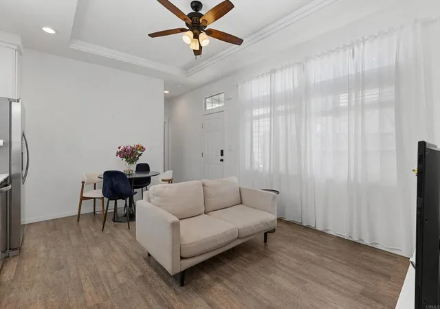 Homes for sale in Vista, CA | 1045 E Vista Way #14, Vista, CA 92084 | MLS# NDP2606124