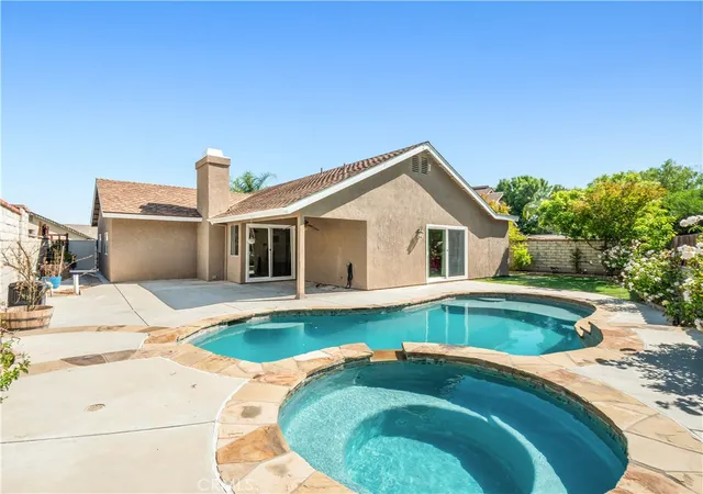 Homes for sale in Saugus, CA | 22825 Fir Ct, Saugus, CA 91390 | MLS# SR26137767