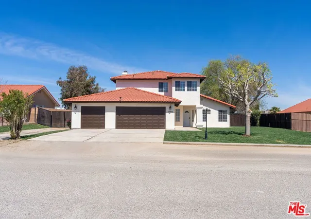 1st image of 17590 El Cajon Dr, Hesperia, CA 92345 | MLS# 26851623