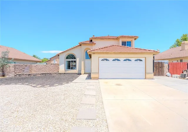 Photo 1 of Single family home for sale at 1060 Pertano, Hemet, CA 92543 | MLS# IG26138429 | Listing updated on 2026-07-09