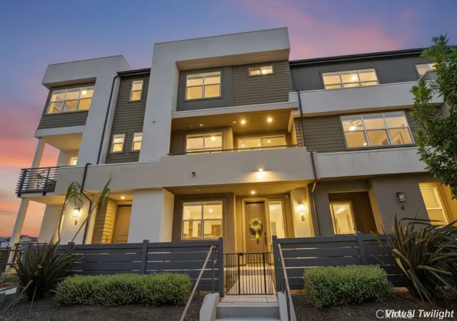 Photo 1 of Townhouse for sale at 789 Vada #5, Chula Vista, CA 91911 | MLS# SB26138532 | Listing updated on 2026-07-10