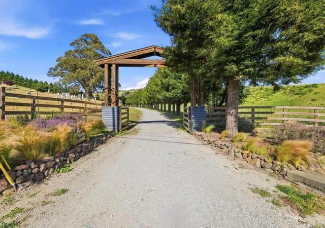 Homes for sale in Pescadero, CA | 560 Stage Rd, Pescadero, CA 94060 | MLS# ML82052269