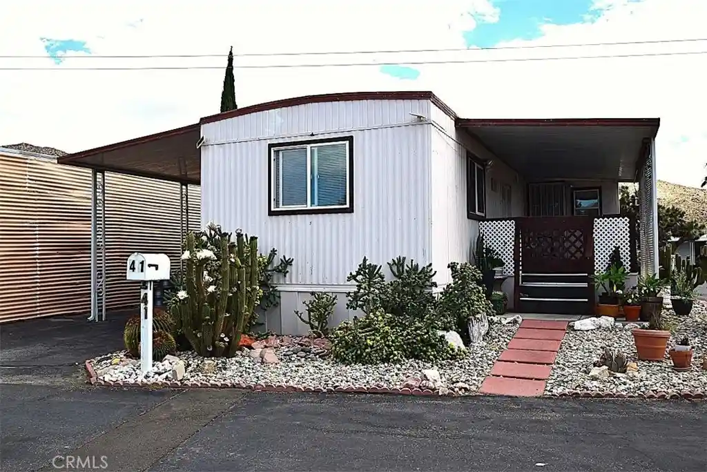 Photo 1 of Manufactured home for sale at 56254 29 Palms Hwy #41, Yucca Valley, CA 92284 | MLS# JT26139077 | Listing updated on 2026-10-22