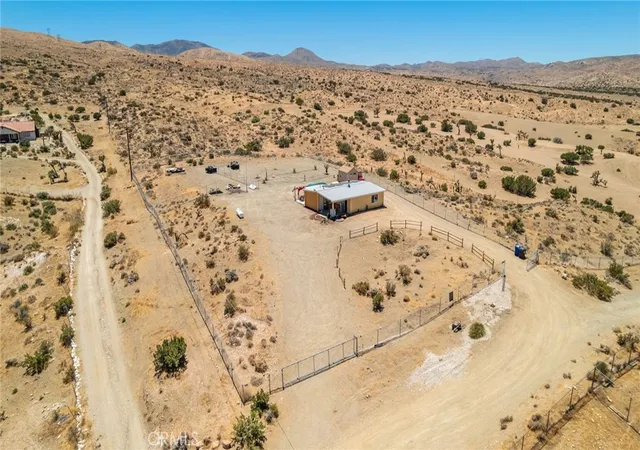 Photo 1 of Single family home for sale at 25333 Valley View, Apple Valley, CA 92308 | MLS# IV26139130 | Listing updated on 2026-09-22