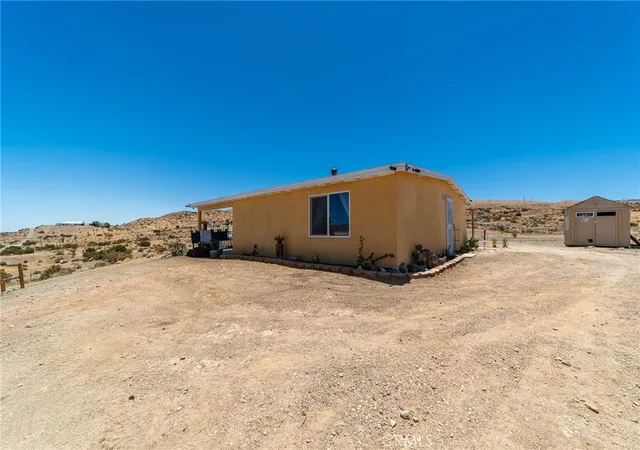 Photo 3 of House for sale at 25333 Valley View, Apple Valley, CA 92308 | MLS# IV26139130 | Listing updated on 2026-09-22