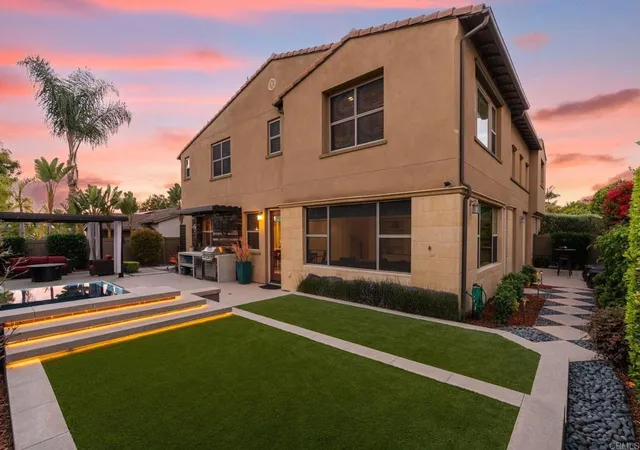 2nd image of 809 Dolphin Cir, Encinitas, CA 92024 | MLS# NDP2606131
