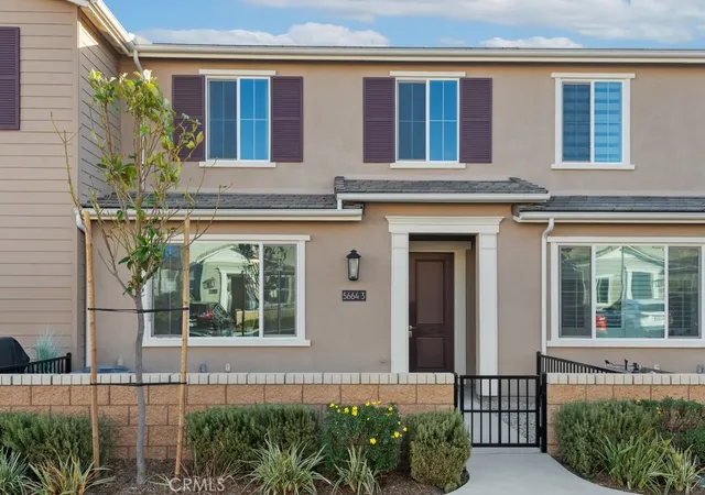 Homes for sale in Fontana, CA | 5664 Kate Wy #3, Fontana, CA 92336 | MLS# IG26138541