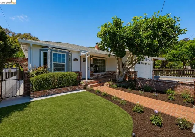 3rd image of 963 Devon Dr, Hayward, CA 94542 | MLS# 41139646