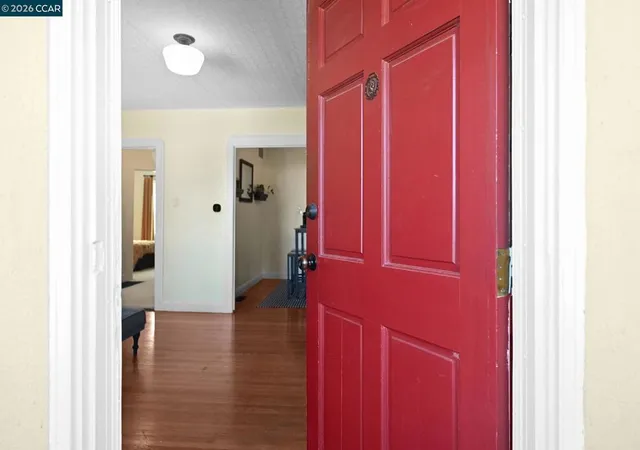 Photo 3 of Single family home for sale at 425 Bay St, Crockett, CA 94525 | MLS# 41139648 | Listing updated on 2026-09-29