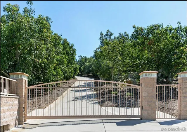 Photo 3 of Single family home for sale at 1629 Wild Acres, Vista, CA 92084 | MLS# 260015525SD | Listing updated on 2026-09-20