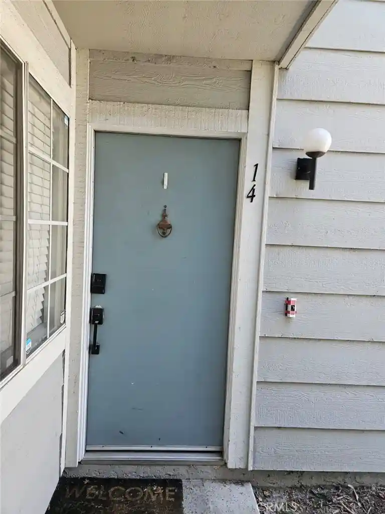 Listing Photo 1 - Condo for sale in 2380 W Orangethorpe Ave located at 2380 W Orangethorpe Ave, Fullerton, CA 92833 - Unit #14