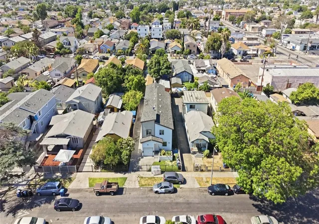 1st image of 239 E 85th, Los Angeles, CA 90003 | MLS# PW26127493