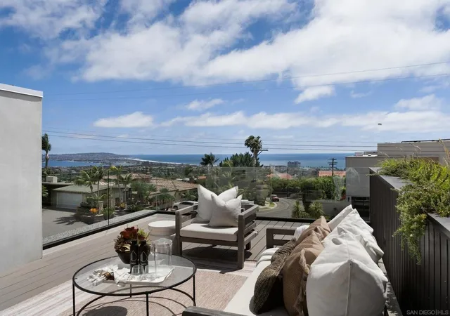 Photo 3 of Single family home for sale at 5414 Castle Hills, San Diego, CA 92109 | MLS# 260015530SD | Listing updated on 2026-09-25