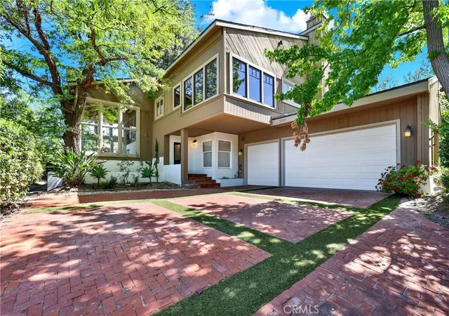 Homes for sale in Coto De Caza, CA | 31991 Via Pavo Real, Coto De Caza, CA 92679 | MLS# OC26138883