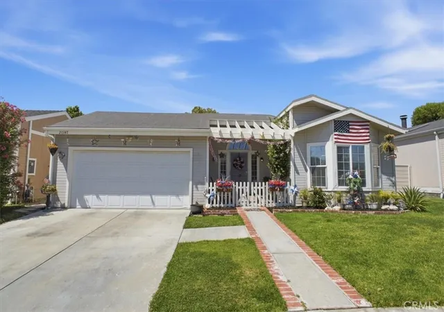 Homes for sale in Canyon Country, CA | 20147 Edgewater Dr, Canyon Country, CA 91351 | MLS# SR26138286