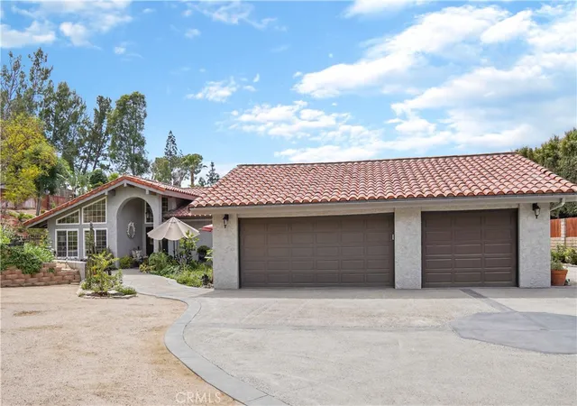 3rd image of 5071 Summit, Yorba Linda, CA 92886 | MLS# PW26131828