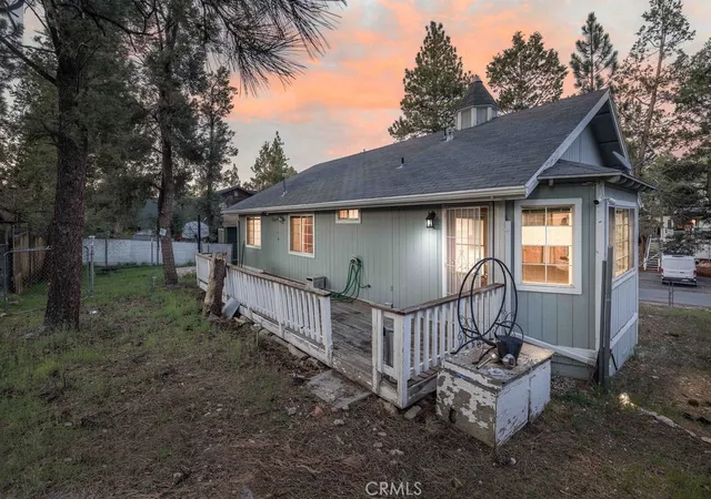 Homes for sale in Sugarloaf, CA | 252 Riverside, Sugarloaf, CA 92386 | MLS# IG26139245