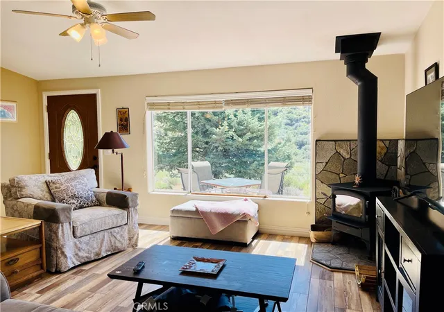 Homes for sale in Frazier Park, CA | 940 Hemming Way, Frazier Park, CA 93225 | MLS# SR26139272