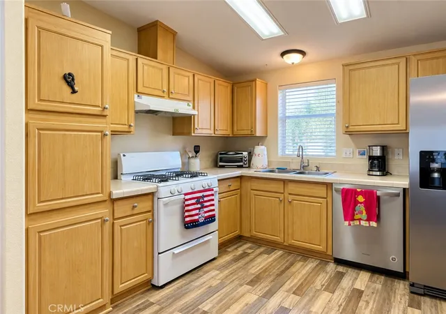 Photo 3 of Single family home for sale at 940 Hemming Way, Frazier Park, CA 93225 | MLS# SR26139272 | Listing updated on 2026-09-19