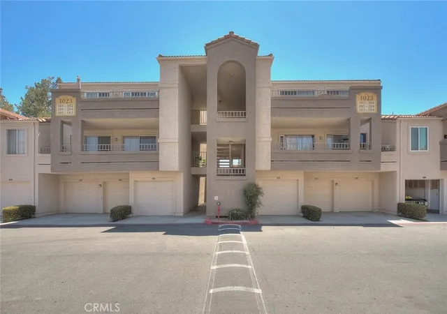 Photo 1 of Sale Pending at 1023 Vista Del Cerro #302, Corona, CA 92879 | MLS# CV26137625 | Listing updated on 2026-09-25