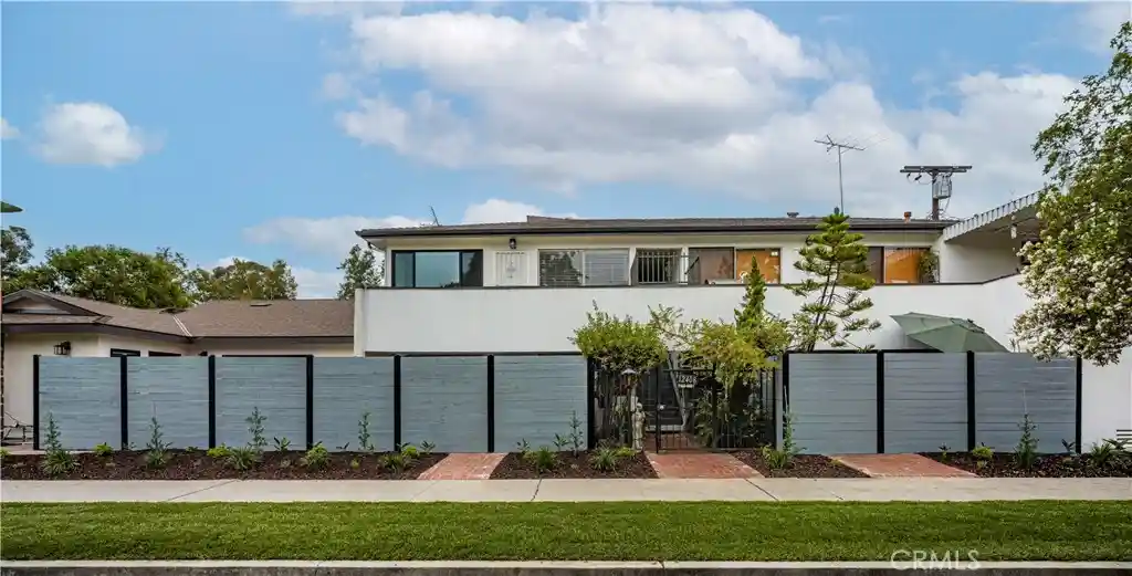 Photo 1 of Multi family home for sale at 12408 Archwood, North Hollywood, CA 91606 | MLS# PW26135380 | Listing updated on 2026-10-16