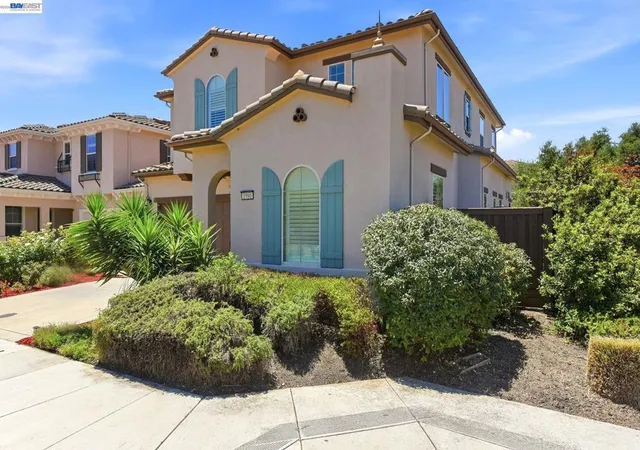 Photo 3 of Sale Pending at 1980 Castillejo Way, Fremont, CA 94539 | MLS# 41139689 | Listing updated on 2026-07-01