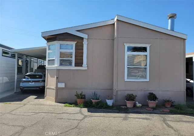 Homes for sale in Northridge, CA | 7 Dorchester, Northridge, CA 91324 | MLS# SR26139311
