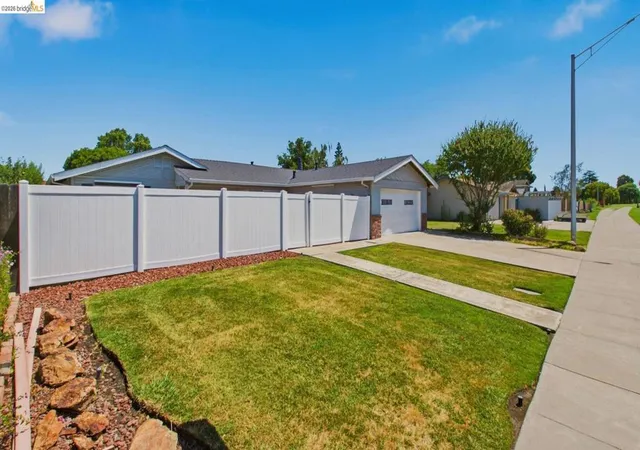 5th image of 1421 Woodmont Way, Stockton, CA 95209 | MLS# 41139704