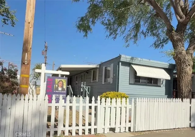 Homes for sale in Lancaster, CA | 45446 7th St #47, Lancaster, CA 93535 | MLS# SR26139367