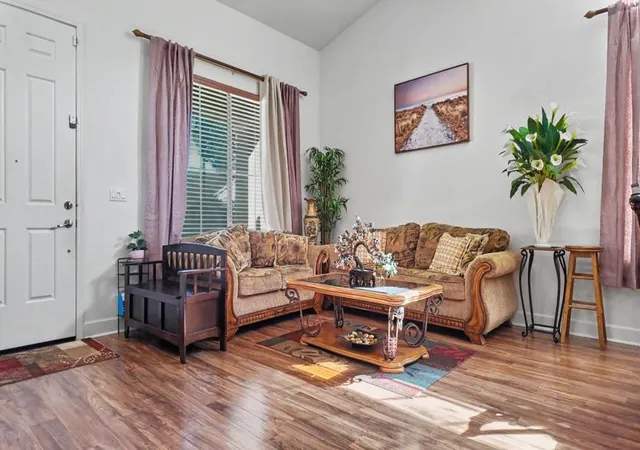 Homes for sale in Fairfield, CA | 5006 Ridgefield Cir, Fairfield, CA 94534 | MLS# ML82052298