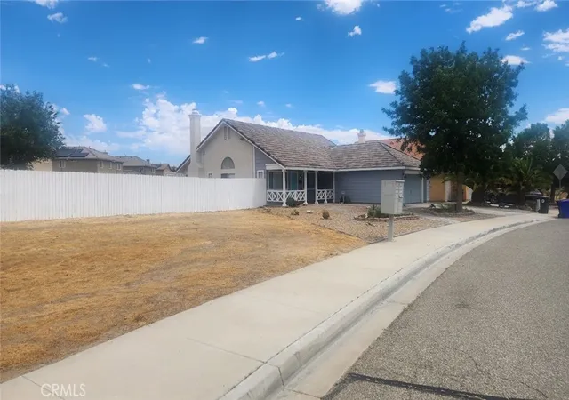 Photo 2 of Single family home for sale at 15430 Amber Pointe, Victorville, CA 92394 | MLS# HD26139418 | Listing updated on 2026-09-21