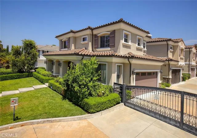 Photo 2 of Sale Pending at 535 W Lemon, Monrovia, CA 91016 | MLS# GD26112948 | Listing updated on 2026-09-16