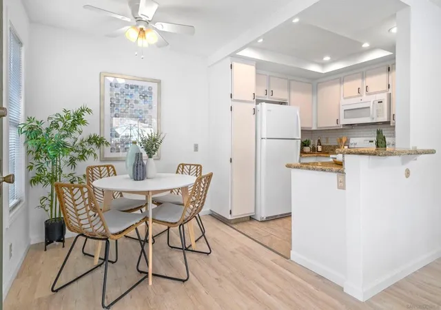 4th image of 8811 Gilman Dr #H, La Jolla, CA 92037 | MLS# 260015586SD