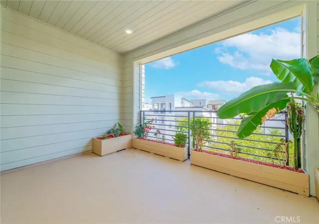 2nd image of 109 Spiral, Irvine, CA 92618 | MLS# TR26139457