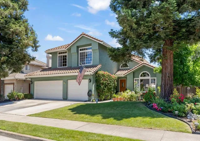 Homes for sale in Morgan Hill, CA | 380 Via Loma, Morgan Hill, CA 95037 | MLS# ML82052311