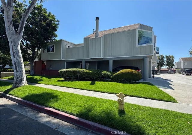 1st image of 15732 S B #A, Tustin, CA 92780 | MLS# LG26137643