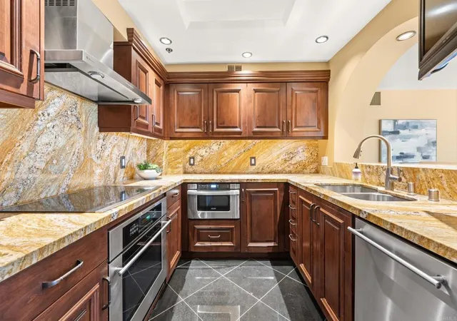 1st image of 200 Harbor Dr #803, San Diego, CA 92101 | MLS# PTP2604866