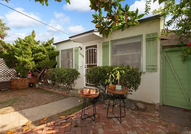 Homes for sale in Coronado, CA | 201 C Ave, Coronado, CA 92118 | MLS# PTP2604867