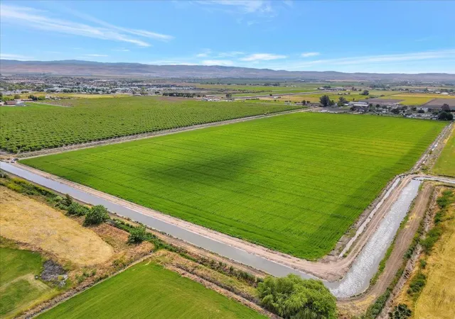 Photo 3 of Land for sale at 11 Naglee Rd, Tracy, CA 95304 | MLS# ML82052327 | Listing updated on 2026-06-30