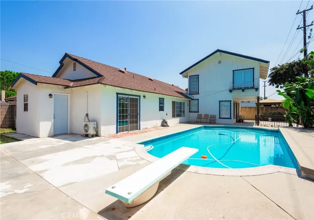 13th image of 705 Big Falls Dr, Diamond Bar, CA 91765 | MLS# TR26139572