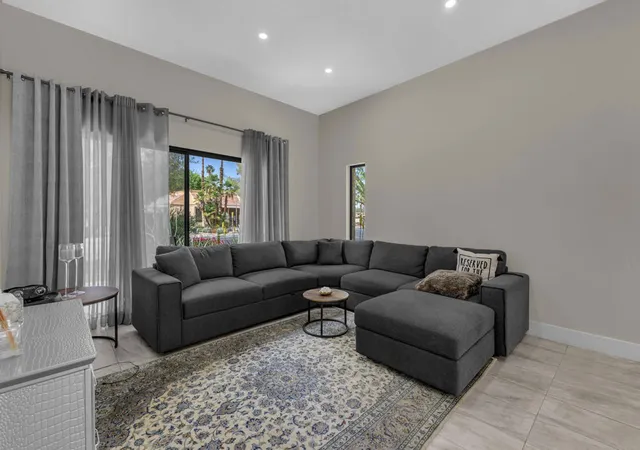 Homes for sale in Palm Springs, CA | 5803 Los Santos Dr, Palm Springs, CA 92264