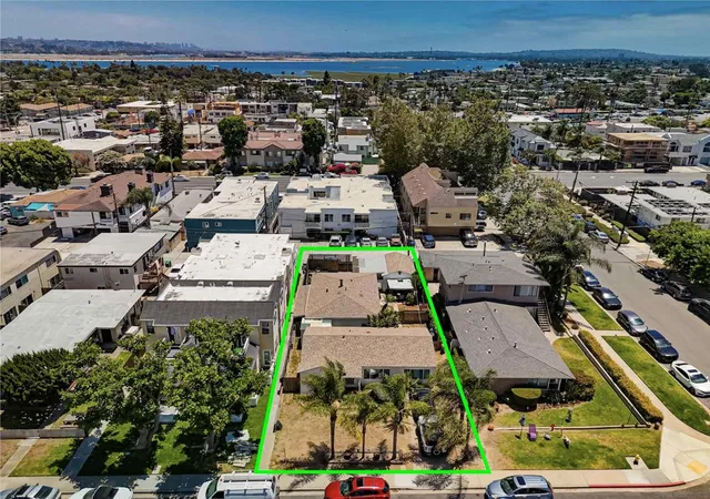 2nd image of 2109 11 Felspar Street, San Diego, CA 92109 | MLS# 260015620SD