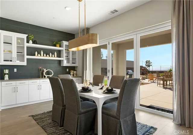 Photo 4 of Single family home for sale at 28426 Old Springs Rd, Castaic, CA 91384 | MLS# SR26138792 | Listing updated on 2026-09-06