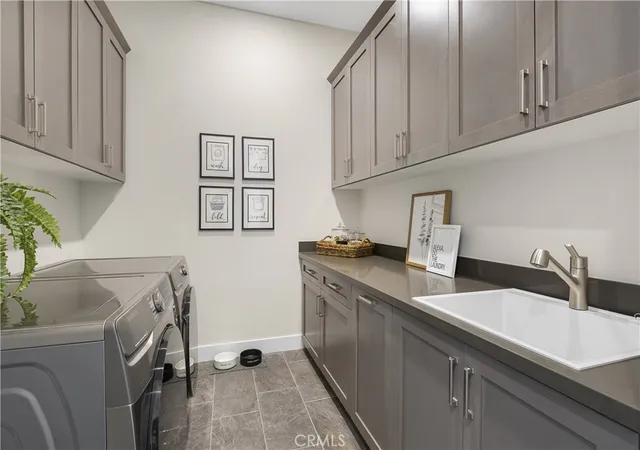 Photo 3 of Single family home for sale at 28422 Old Springs Rd, Castaic, CA 91384 | MLS# SR26138775 | Listing updated on 2026-09-06