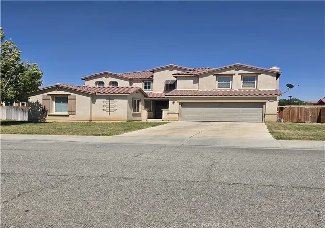 3rd image of 37936 Pisces Cir, Palmdale, CA 93552 | MLS# SR26138072