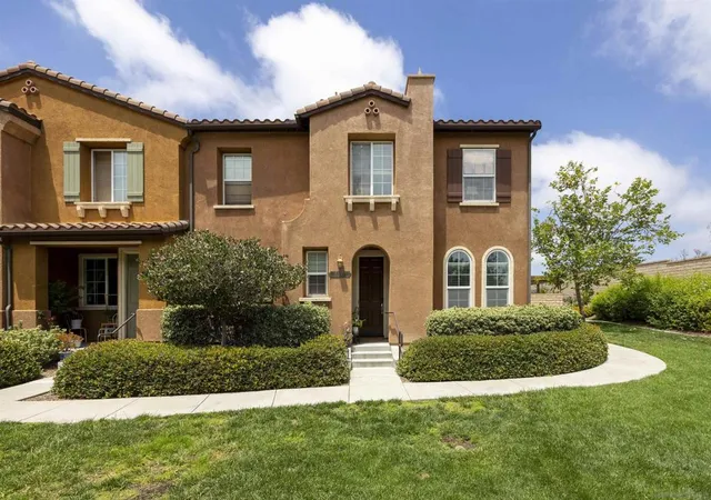 Townhouse for sale at 6139 Verda Ln, San Diego, CA 92130 | MLS# 260015631SD