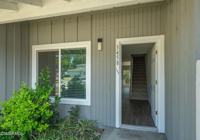 Listing Photo 2 - Condo for sale in building located at 3458 Highwood Ct, Simi Valley, CA 93063 - Unit #199