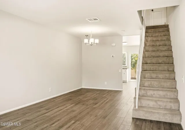 Listing Photo 4 - Condo for sale in building located at 3458 Highwood Ct, Simi Valley, CA 93063 - Unit #199
