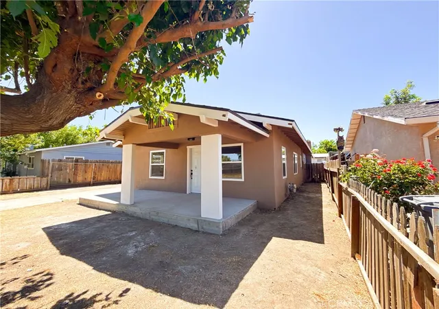 5th image of 1274 Dos Palos, Dos Palos, CA 93620 | MLS# MC26138507