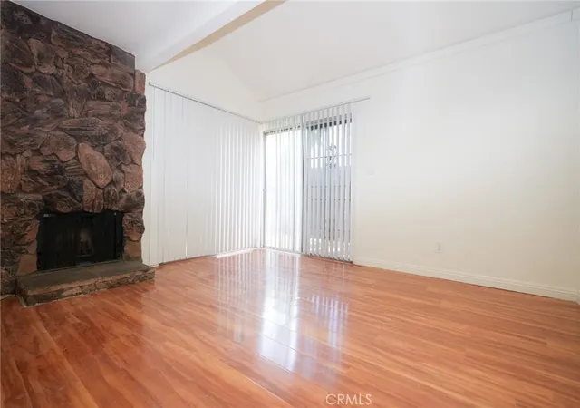 Listing Photo 4 - Condo for sale in building located at 16600 Seville, Fontana, CA 92335 - Unit #C